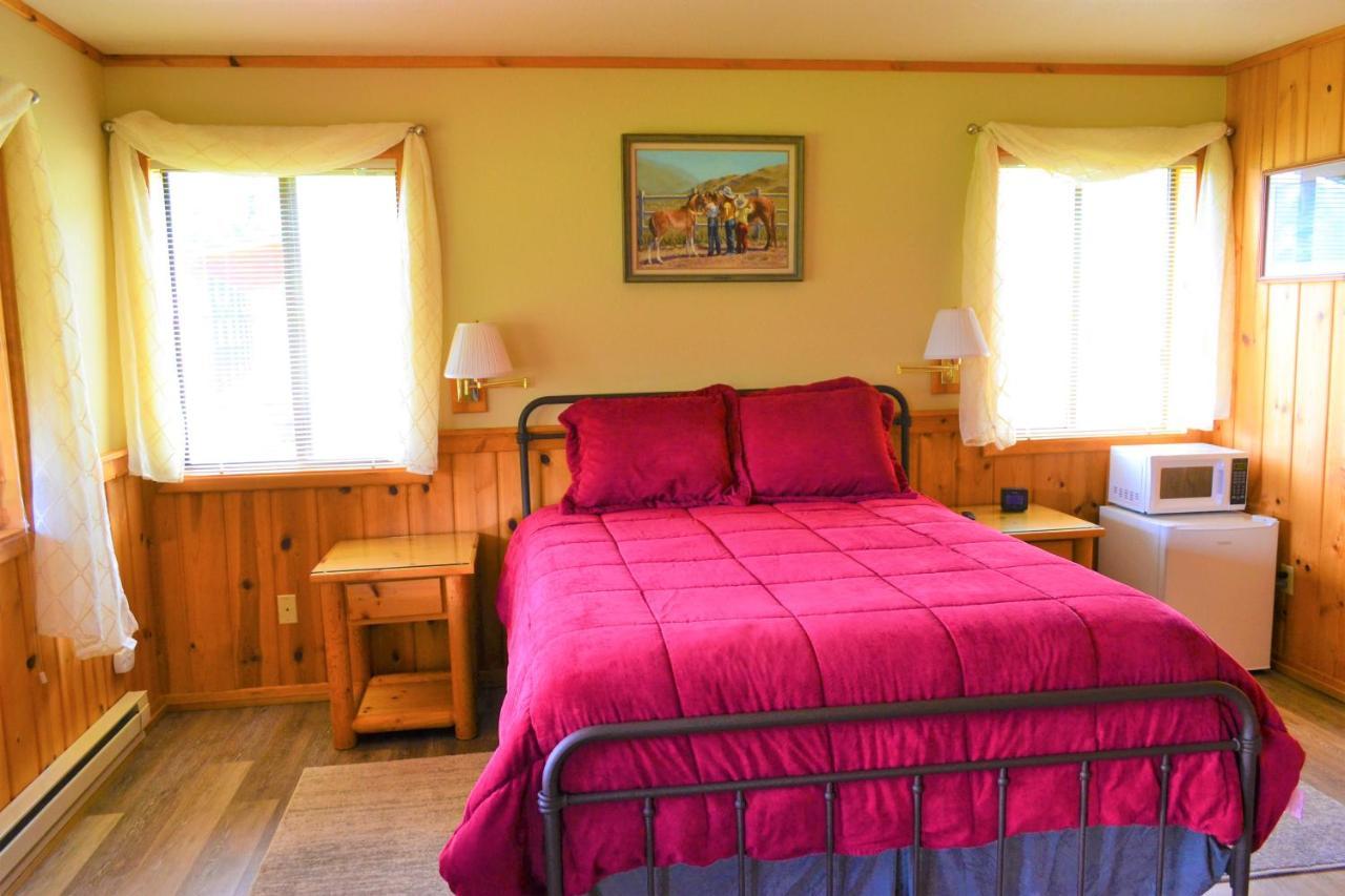 Twin Peaks Guest Ranch Villa Salmon Luaran gambar