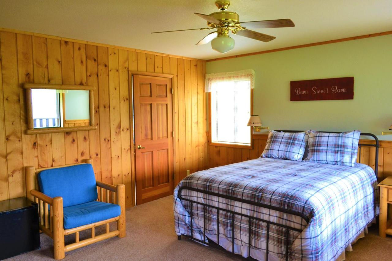 Twin Peaks Guest Ranch Villa Salmon Luaran gambar